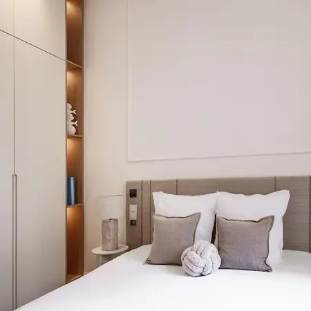 Apartmán 106 Antibes - Luxurious 4-bedroom Rue D'antibes Cannes